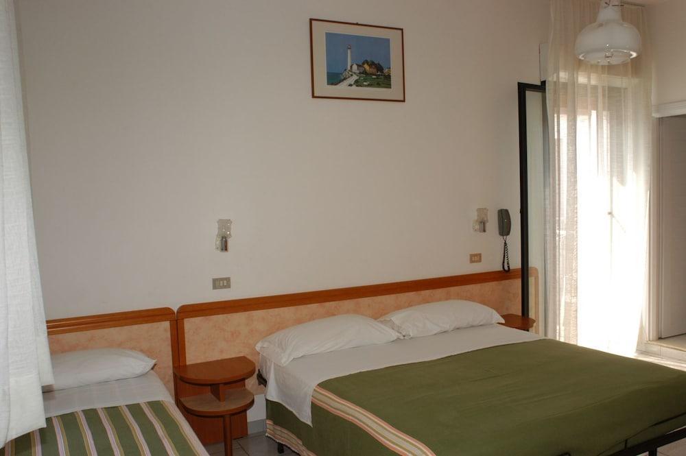Hotel Roma Residenza Cervia Zewnętrze zdjęcie