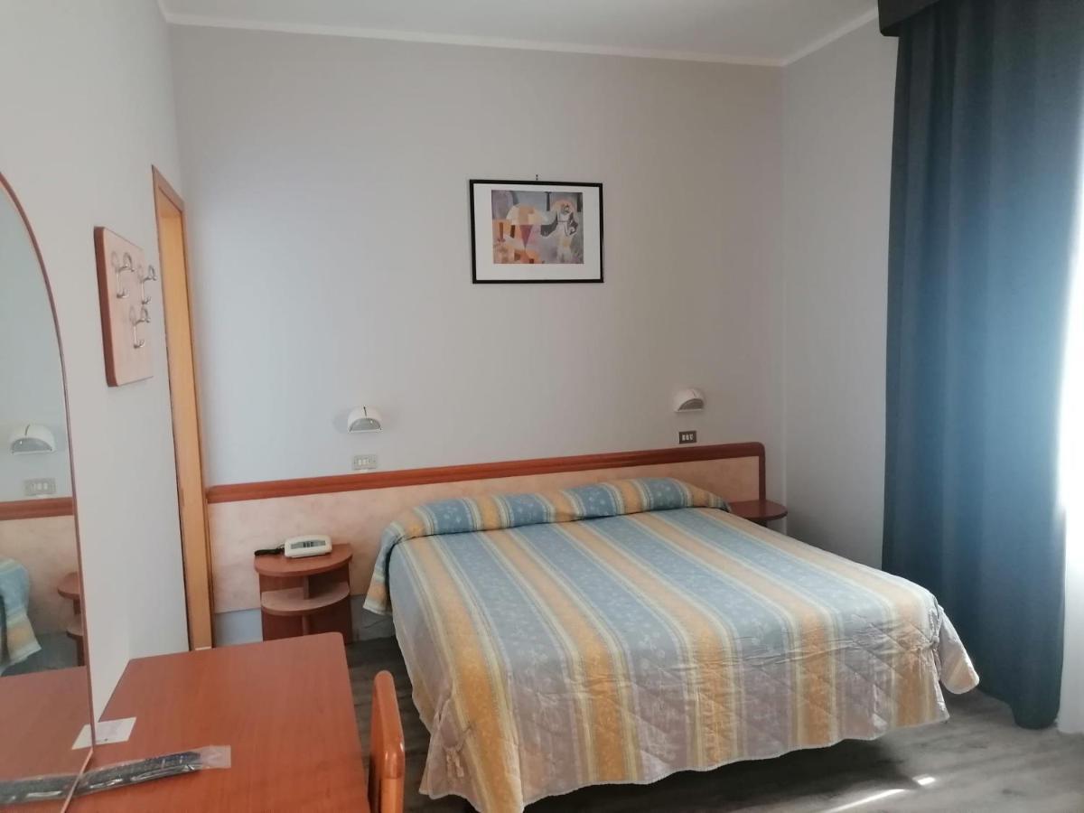 Hotel Roma Residenza Cervia Zewnętrze zdjęcie