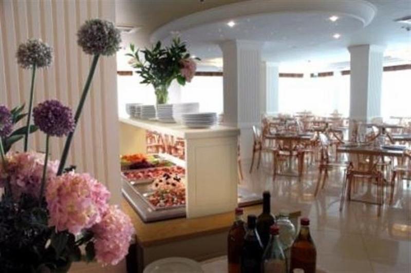 Hotel Roma Residenza Cervia Zewnętrze zdjęcie